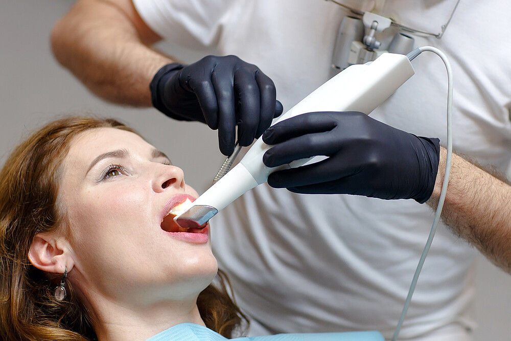 dentist, dentistry, 3d, scanner, patient, equipment, professional, dental, medicine, medical, healthcare, hospital, clinic, x-ray, scan, xray, radiology, scanning, dentures, design, monitor, dentists, care, machine, doctor, ray, health, occupation, exam, expertise, diagnosis, stomatology, female, oral, checkup, treatment, hygiene, medic, girl, close-up, teeth, mouth, open, young, person, woman, healthy, human, cavity, blonde